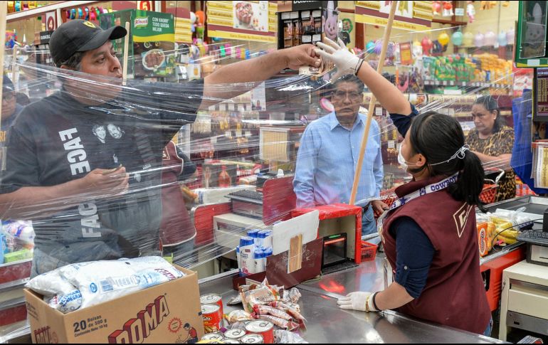 La mayor caída en ventas se registró en abril y ha seguido a la baja hasta julio. AFP/ARCHIVO