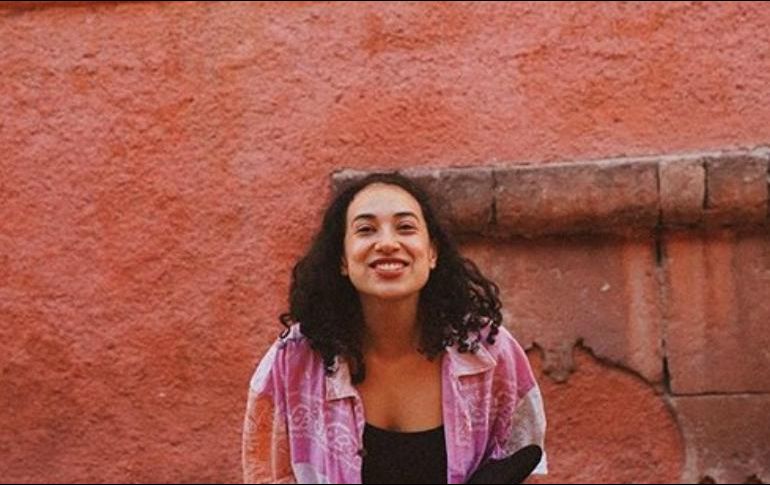 La propuesta de Emma Mayte Carballo, nombre real de la artista, es autodenominada 