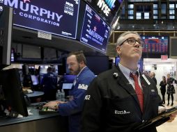 Amazon cayó 4.39%, Apple 6.73%, Facebook 4.09% y Alphabet 3.64 por ciento este martes. EFE/ARCHIVO