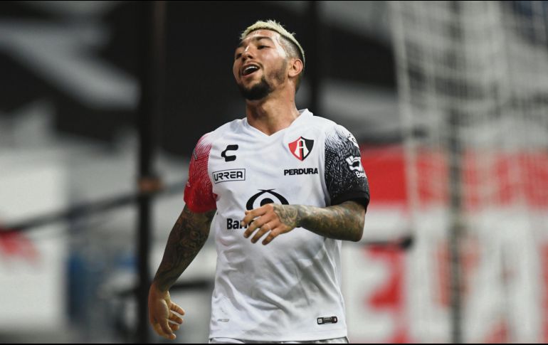 LAMENTO. Luciano Acosta anotó el tanto del Atlas, pero al final el encuentro terminó empatado.  IMAGO7