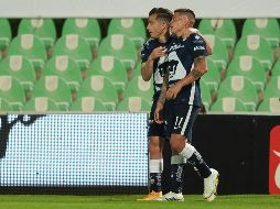 LÍDERES. Los Pumas de UNAM vencieron al Santos y se apoderan del liderato. IMAGO7