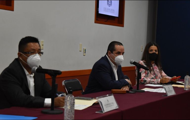 El presidente de la Comisión de Seguridad, Enrique Velázquez, justifica la decisión ya que la  instancia responsable de la evaluación aún no está acreditada. TWITTER/ @LegislativoJal