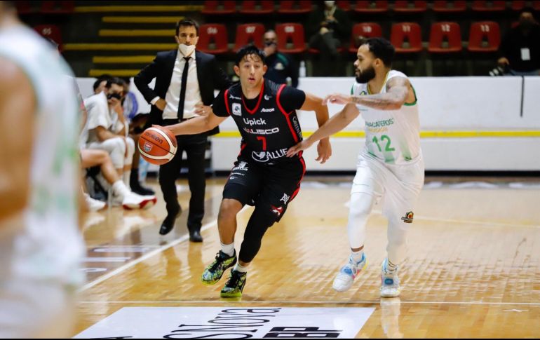 Desde los primeros segundos del encuentro, Astros comenzó a sufrir. TWITTER/@AstrosJalisco