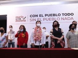 Mario Delgado (c) aseguró que su patrimonio siempre ha sido transparente y negó usar la estructura de INE para promocionarse. TWITTER/@mario_delgado