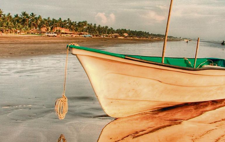 Playa Novillero (Tecuala), una de las cinco playas más largas a nivel mundial y la más grande de México. ESPECIAL