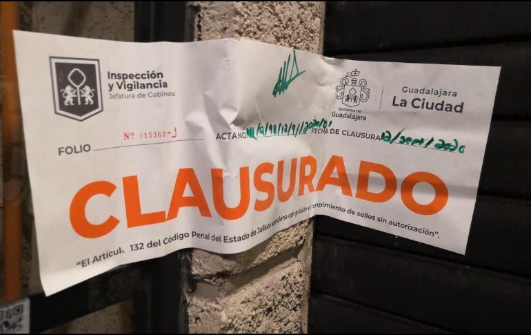 El operativo se aplicó en zonas como Chapalita, avenida Vallarta, Centro, avenida Plan de San Luis, colonia La Esperanza, entre otros. ESPECIAL /