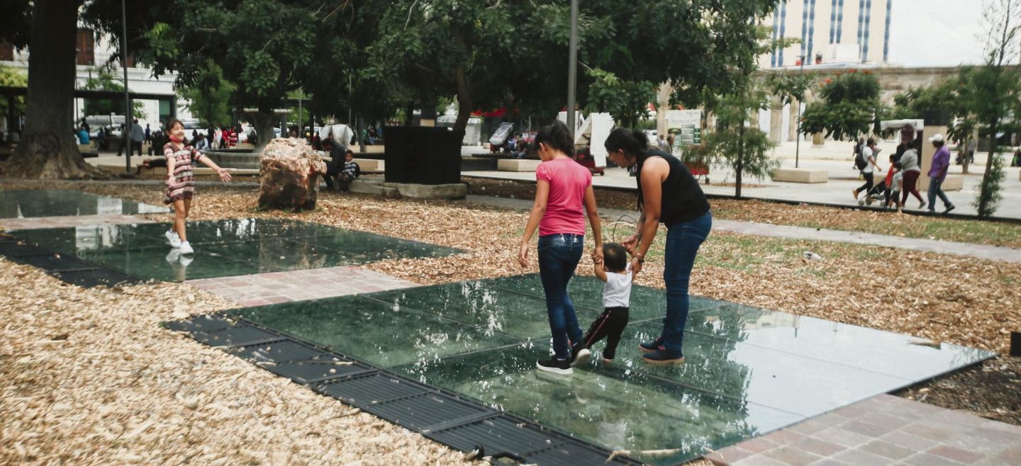 El Centro. El Ayuntamiento tapatío interviene la Plaza Guadalajara, la Plaza Juárez, el Barrio de las Nueve Esquinas, la Plaza Universidad y el entorno de los Dos Templos hasta el Parque Agua Azul.EL INFORMADOR/G. GALLO