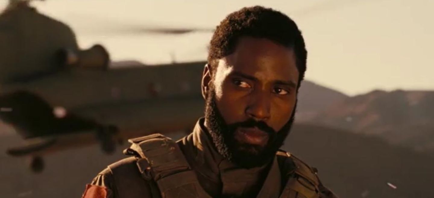 Washington reconoce que ni siquiera él tiene muy claro la idea central de “Tenet”. ESPECIAL / Warner Bros.