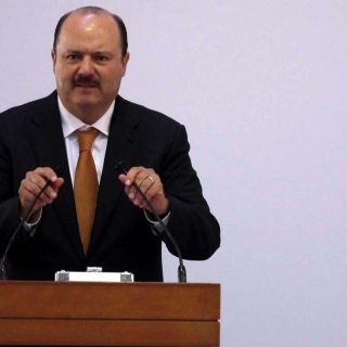 Jueza de Miami niega fianza a ex gobernador César Duarte