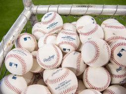 Las series divisionales, de campeonato y la Serie Mundial formarán parte de una burbuja que minimizará la exposición al coronavirus, que ya limitó la temporada a 60 juegos por equipo. AFP / ARCHIVO