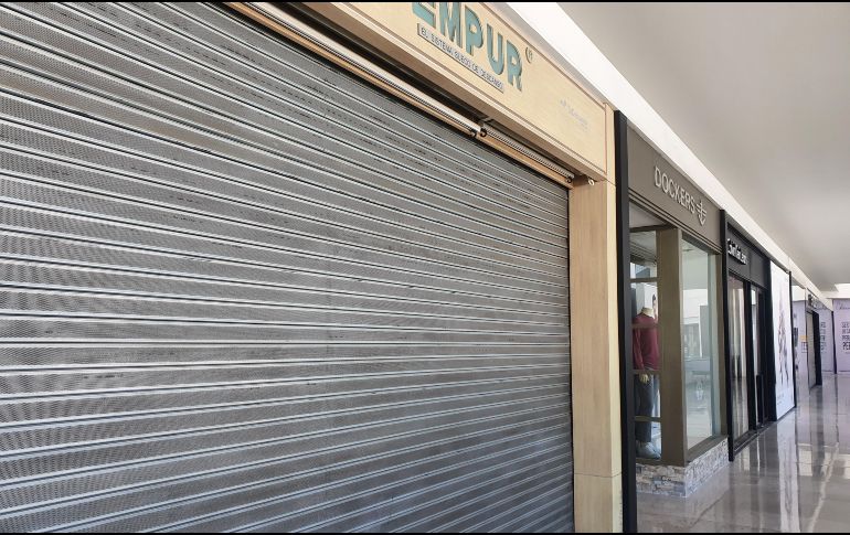 Aunque las plazas pequeñas son las más afectadas, los grandes centros comerciales también han perdido locatarios. EL INFORMADOR/Archivo