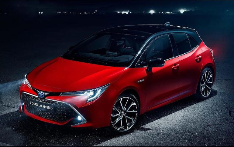 Los autos bitono estarán disponibles hasta octubre. FACEBOOK/ToyotaCluj