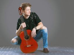 Cada mes Alexander Acha lanzará nuevas canciones hasta conformar un álbum. ESPECIAL