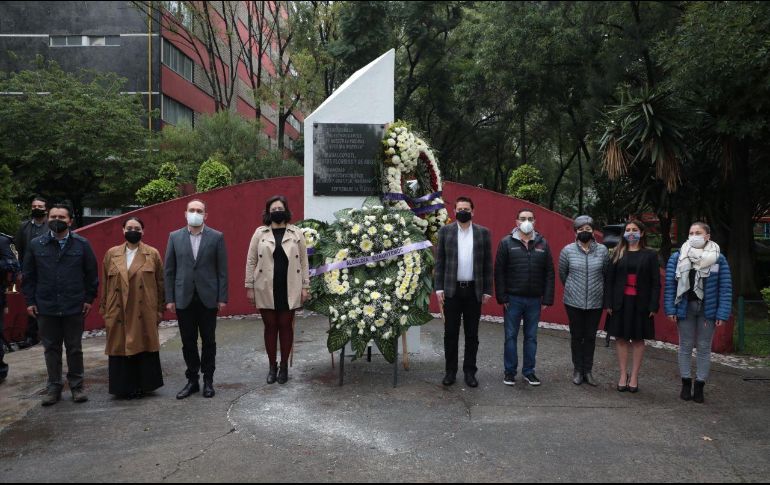 Esta mañana, minutos después de las 07:00 horas se realizó una misa en memoria de las personas que perdieron la vida en donde estuvo el edificio Nuevo León que colapsó hace 35 años.TWITTER / @nenulo