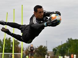 El portero de los Esmeralda se reportará el martes, después de que su equipo haya jugado contra Pumas. TWITTER / @miseleccionmx