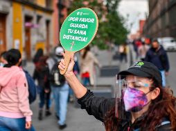 Los casos de COVID-19 alcanzaron los 30.4 millones en todo el mundo. AFP / P. Pardo