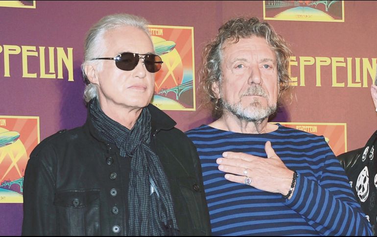 Recuerdo. El guitarrista de Led Zeppelin, Jimmy Page (a la izquierda) y el cantante Robert Plant, piezas clave que conformaron a la legendaria banda. ESPECIAL