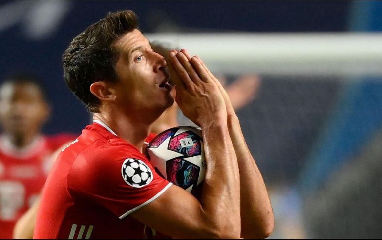 Lewandowski no entrenó con el primer equipo debido a las molestias que ha padecido. AFP / ARCHIVO