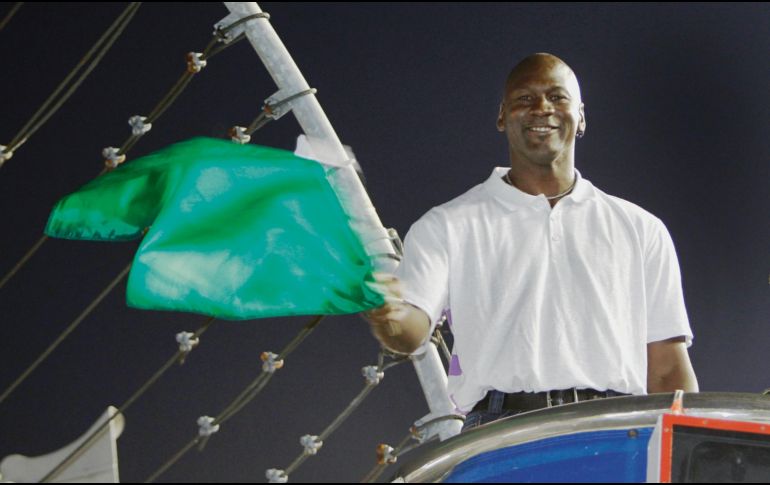 VISIONARIO. Jordan espera que su incursión en Nascar acerque el deporte a las minorías. AP / C. Burton