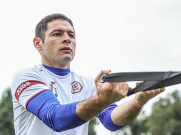 Pablo Aguilar no juega con el Cruz Azul desde febrero por una lesión en la rodilla. TWITTER/@CruzAzulCD