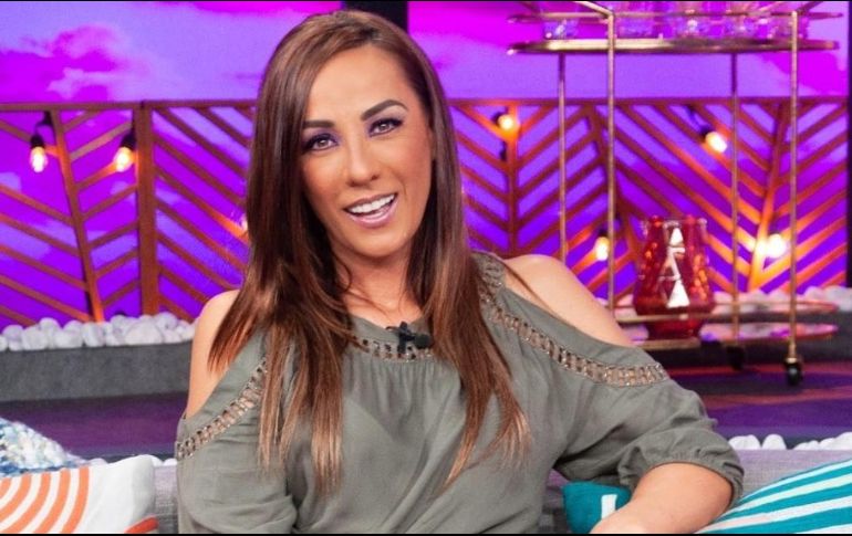 Consuelo Duval compartió un adelanto del programa netas divinas, donde mencionó sus propósitos para este nuevo año. INSTAGRAM / @consueloduval