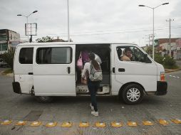 En tanto no se concreta el funcionamiento de las cuencas de  servicio, las autoridades permitirán la operación de las camionetas en las colonias más necesitadas de conectividad. EL INFORMADOR/F. Atilano