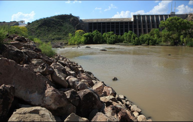 La presa Francisco I. Madero ( de las Vírgenes) en Chihuahua. Agricultores, gobernadores y el Gobierno federal chocan por el manejo del agua en el estado. EFE/L. Torres