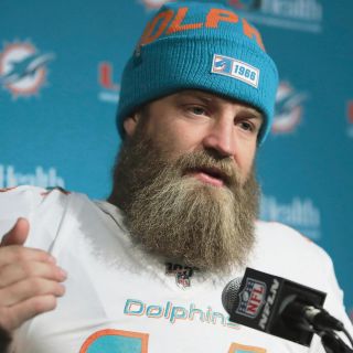 Dolphins y Jaguars abren hoy el telón