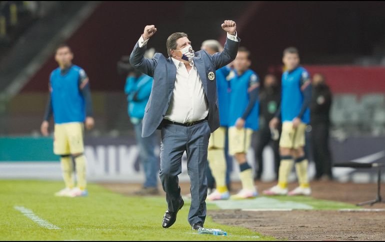 Miguel Herrera. técnico del América. En los últimos dos enfrentamientos oficiales, la victoria ha sido para La Máquina. IMAGO7