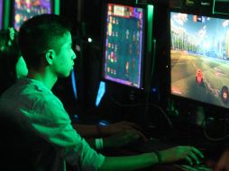 Especialistas piden encontrar un equilibrio entre la sana diversión, poner límites a las horas de juego y buscar títulos de acuerdo a cada edad. EL INFORMADOR / ARCHIVO