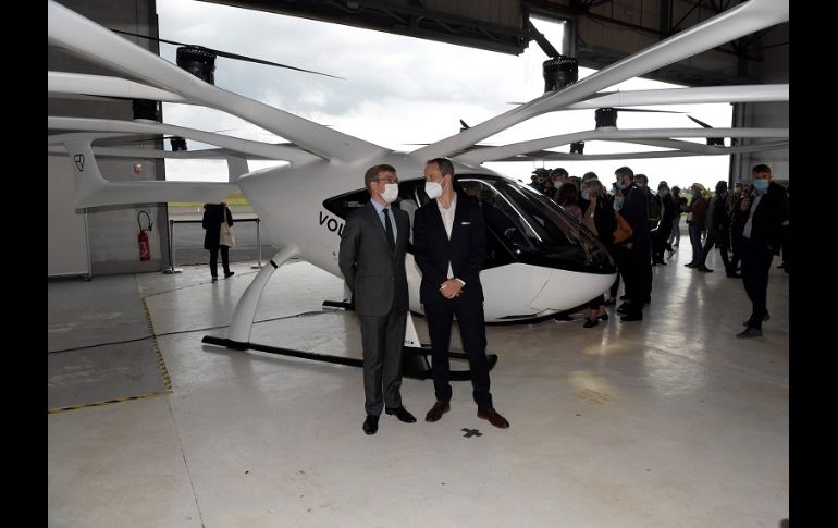 VoloCity está equipado con 18 motores y nueve baterías; puede llevar a dos personas, incluyendo al piloto. AFP/E. Piermont