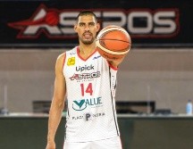 No tiene certeza del tiempo que jugará con la quinteta tapatía, pero Ayón precisó que mientras esté, siempre luchará por ser un jugador que reditúe en números su contratación. TWITTER / @AstrosJalisco