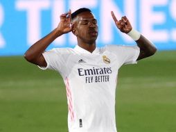 El delantero brasileño del Real Madrid, Vinicius Jr., celebra su gol, anotado al minuto 65. EFE/J. Martín