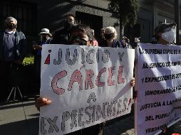 El debate entre los magistrados generó expectación y manifestaciones a las puertas de la sede de la Corte. EFE/J. Méndez