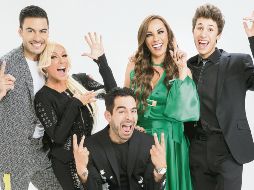 Gran elenco. De izquierda a derecha, Carlos Rivera, Yuri, Omar Chaparro, Consuelo Duval y Juanpa Zurita. ESPECIAL