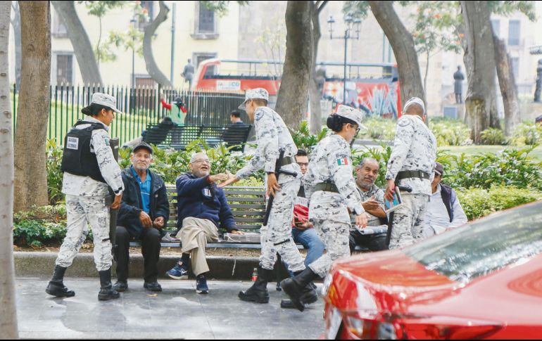 Proximidad. Elementos de la Guardia Nacional en el Centro tapatío. EL INFORMADOR /G. Gallo
