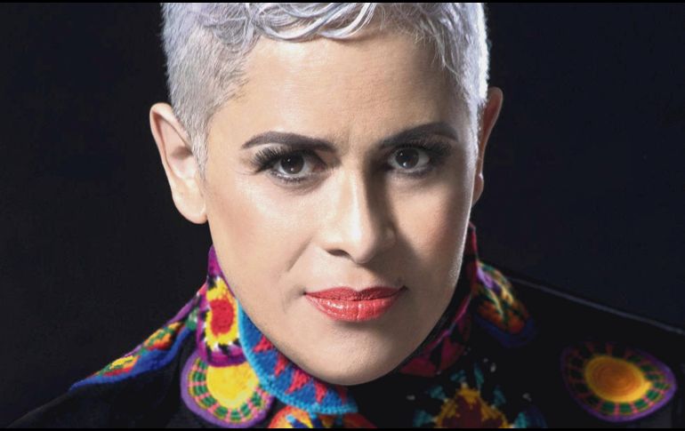 Eugenia león. La cantante, feliz con su proyecto de “A los 4 vientos”, placa con sonidos muy tradicionales.