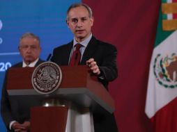 Hugo López-Gatell Ramírez, subsecretario de Prevención y Promoción de la Salud, enfatiza que el incremento de dos mil defunciones con respecto al pasado domingo, no ocurrió de un día para otro. SUN / B. Fregoso