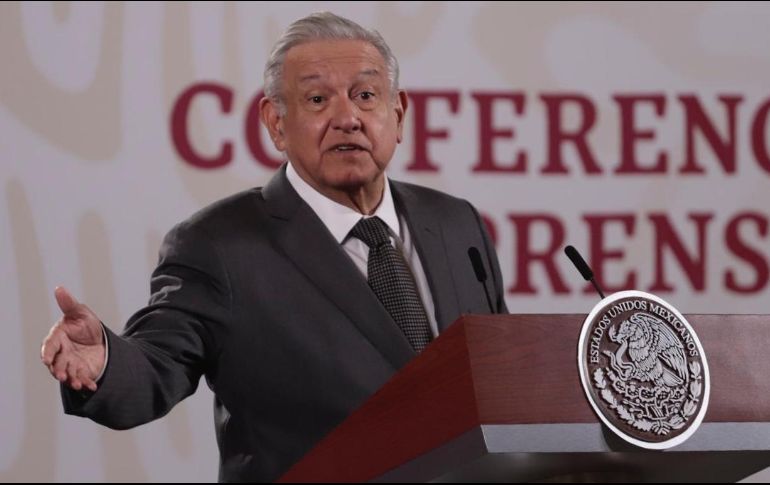 En conferencia de prensa, el titular del Ejecutivo federal, quien padece hipertensión, indica que se debe de promover los alimentos naturales que fortalezcan la salud. SUN / B. Fregoso
