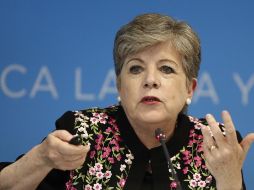 Alicia Bárcena, secretaria ejecutiva de la Cepal, participa en una conferancia de prensa en Ciudad de México. EFE/ARCHIVO