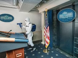 Muchos se enteraron de las pruebas positivas a través de los medios de prensa y varios podrían haberse expuesto al virus sin saberlo. EFE/K. Cedeño