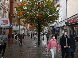 En el Reino Unido continúan vigentes restricciones para contener la pandemia como, en Inglaterra, la llamada 