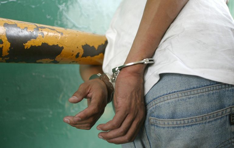 La detención se da después de que personal de la Unidad Especializada en Investigación de Feminicidios corroborara que el hombre violentaba a su pareja. EL INFORMADOR/ARCHIVO