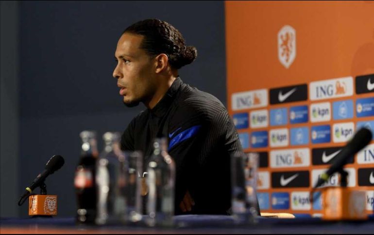 El capital de la selección de Holanda, Virgil van Dijk, lamentó la derrota frente a México y destacó la buena impresión que dejó la Tricolor en el Johan Cruyff Arena. EFE