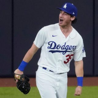 Bellinger frena a Padres, Dodgers se ponen 2-0 en la serie