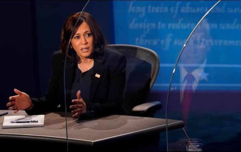 Kamala Harris y Mike Pence centraron su debate principalmente en cómo Donald Trump gestionó la pandemia de coronavirus. EFE/M. Gash