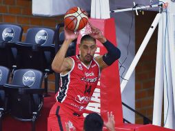 Gustavo Ayón fue líder de los Astros en rebotes, con 13, y en asistencias, con seis. IMAGO7