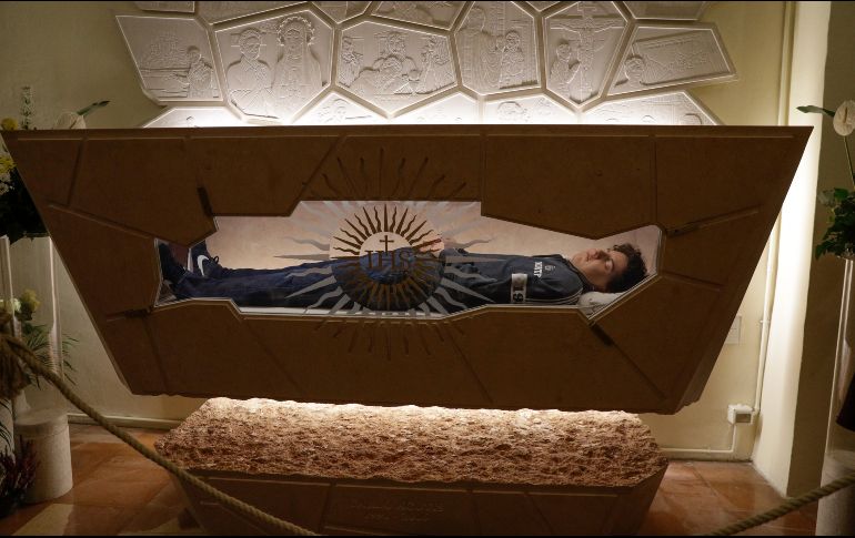 El beato, al que le encantaba el futbol, los videojuegos, la Nutella y los helados, dedicó parte de su vida al catecismo virtual y a la creación de redes cibernéticas para poner en contacto a más de 10 mil parroquias. AP / G. Borgia