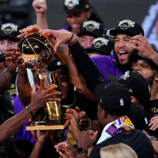 Los Angeles Lakers conquistan el anillo de la NBA
