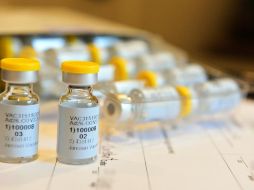 Ebrard resaltó que México ya está en la misma condición que EU y la UE que tienen aseguradas dosis de vacunas. AP / ARCHIVO